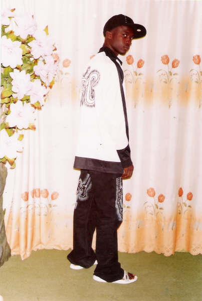wésh he is ngagne fam,one brother yep he is ...........some time.euh!!!!!!
